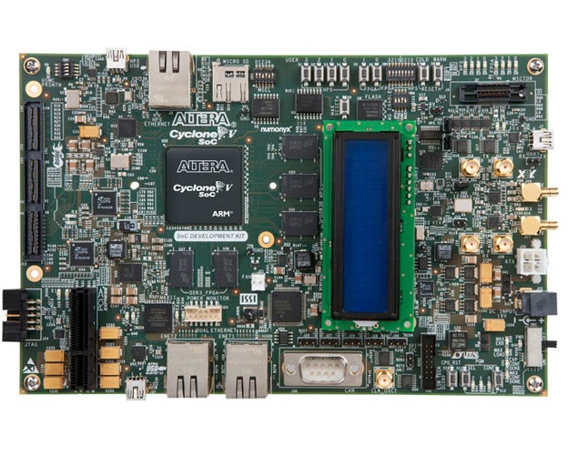 cyclonev_soc_dev_board.jpg